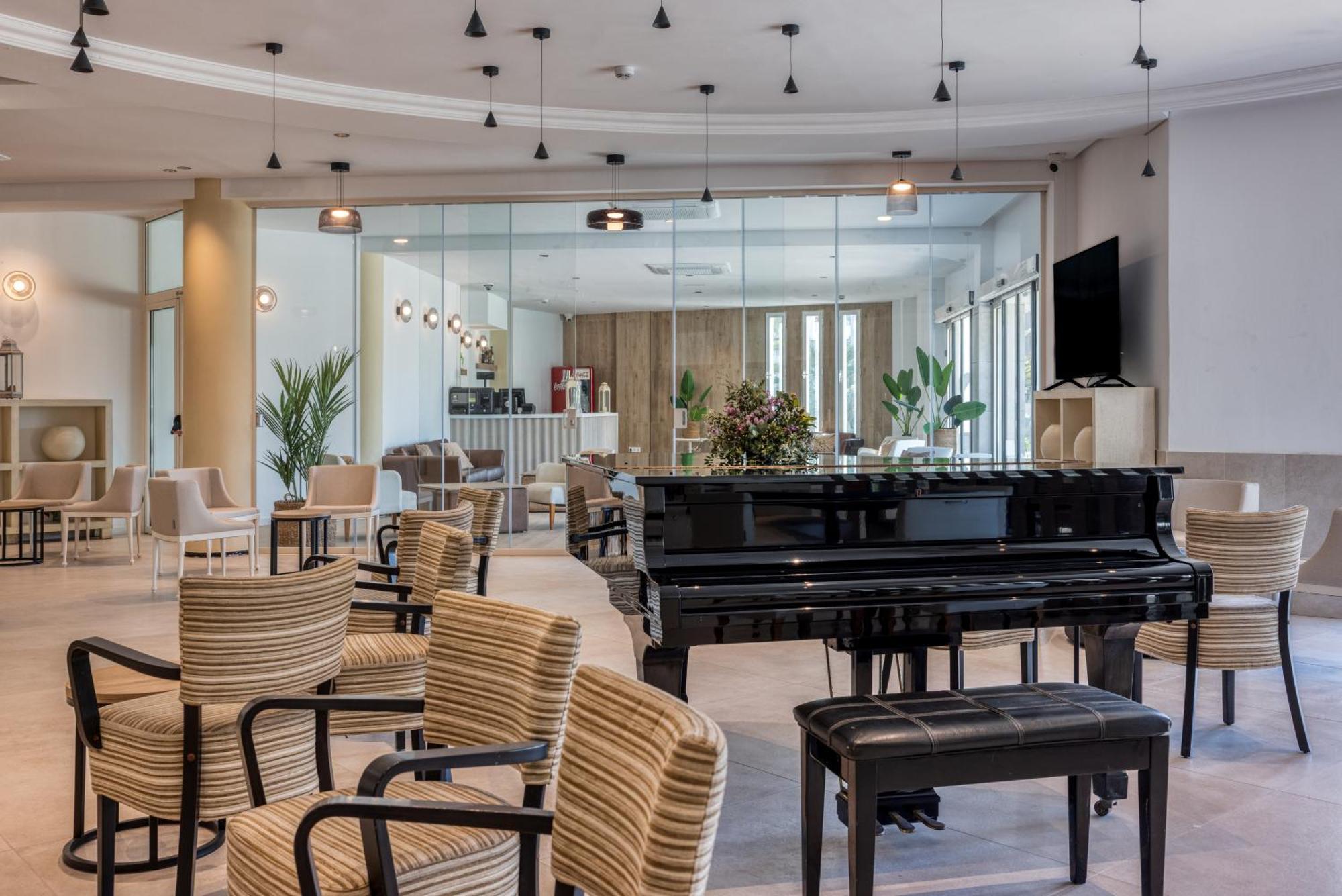 Ohtels Gran Hotel Αλμερία Εξωτερικό φωτογραφία